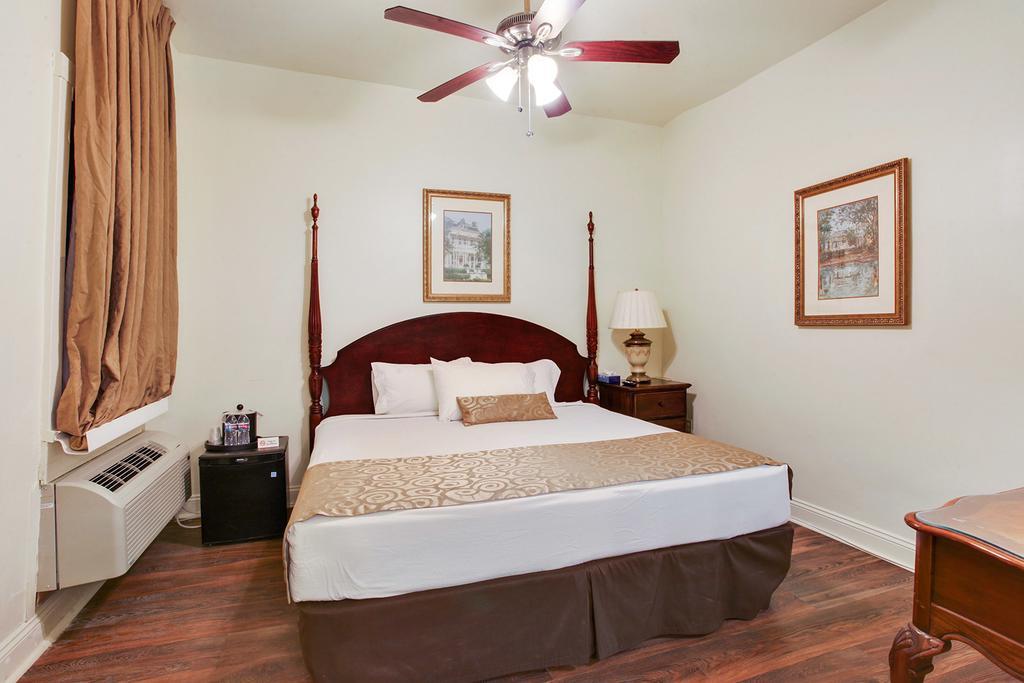 New Orleans Guest House Rum bild
